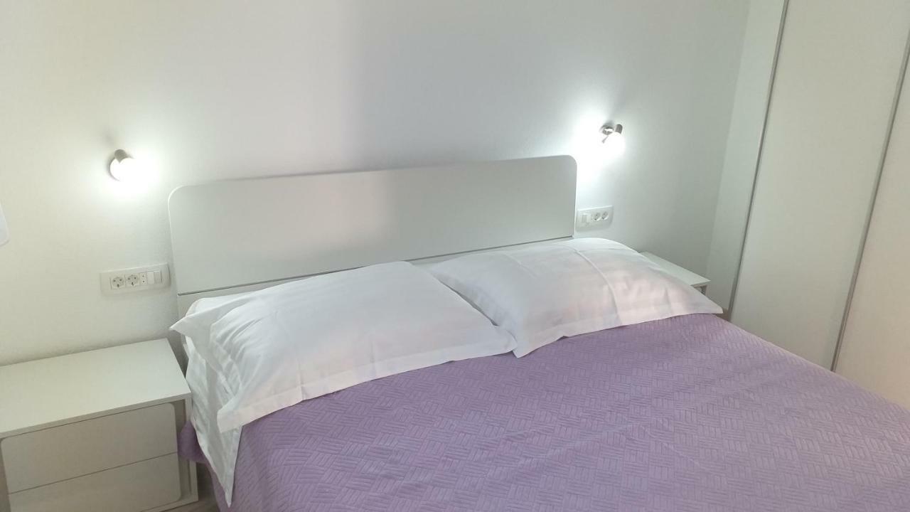 Apartment Zaklopatica Lastovo Luaran gambar