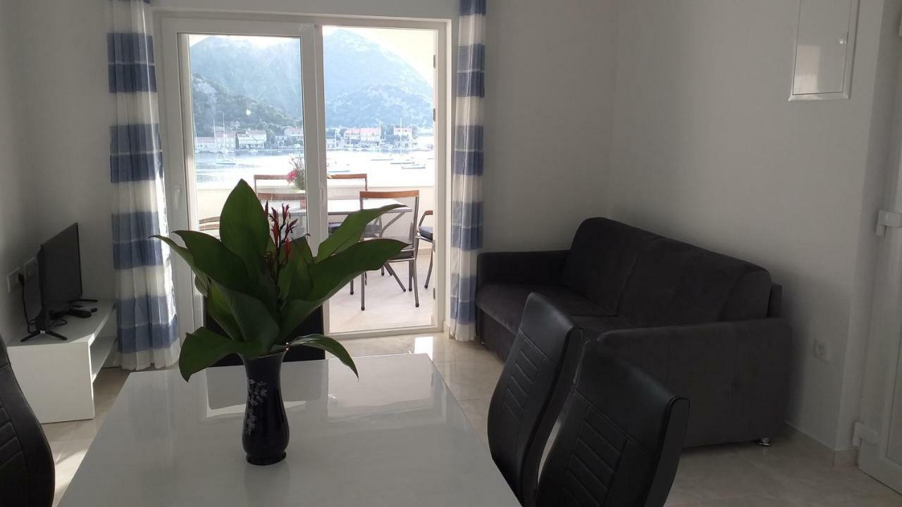 Apartment Zaklopatica Lastovo Luaran gambar